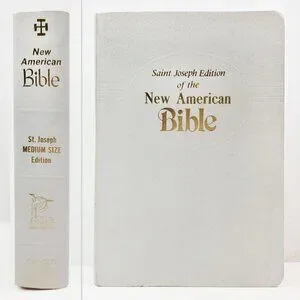 Other | Saint Joseph New American Bible Catholic Publishing Medium Size ...